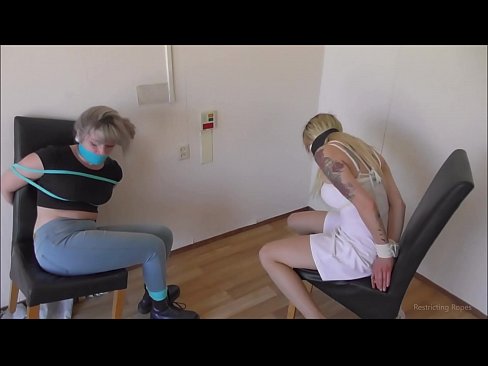 ❤️ Asılı / bağlanmış və ağzı bağlanmış / çətinlik içində olan qız ❤️ Super porno az.rionews.top ❌️❤