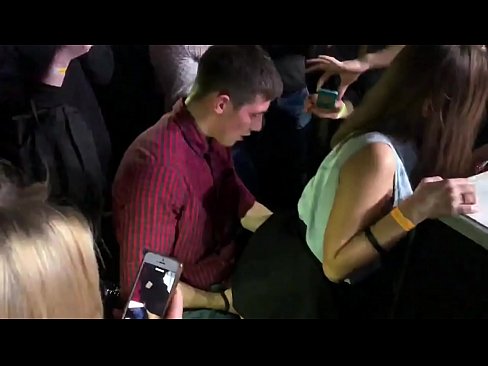 ❤️ Rus gecə klubunda əsl seks. 18 yaşlı rus qızı gecə klubunda anus və vajinada sikilib ❤️ Super porno az.rionews.top ❌️❤